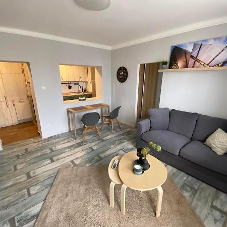Chill Apartman Мішкольц Екстер'єр фото