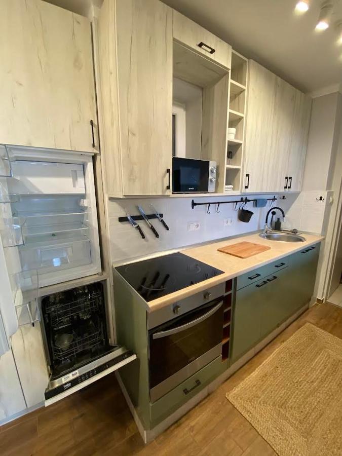 Chill Apartman Мішкольц Екстер'єр фото